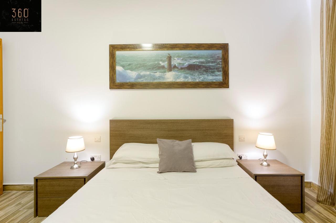 Lux Sea Front Penthouse With Breathtaking Views In St Pauls By 360 Estates Lägenhet St. Paul's Bay Exteriör bild