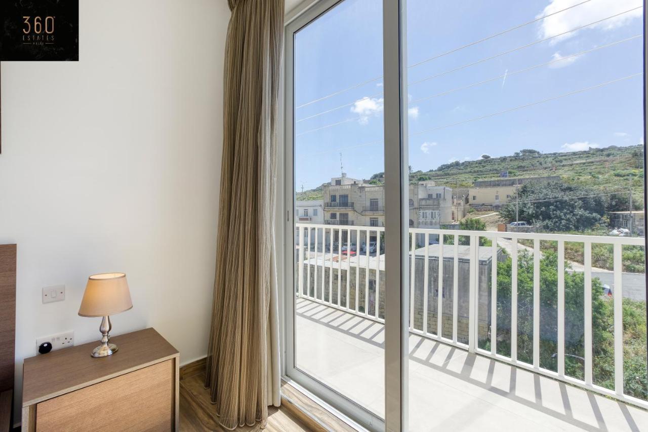 Lux Sea Front Penthouse With Breathtaking Views In St Pauls By 360 Estates Lägenhet St. Paul's Bay Exteriör bild